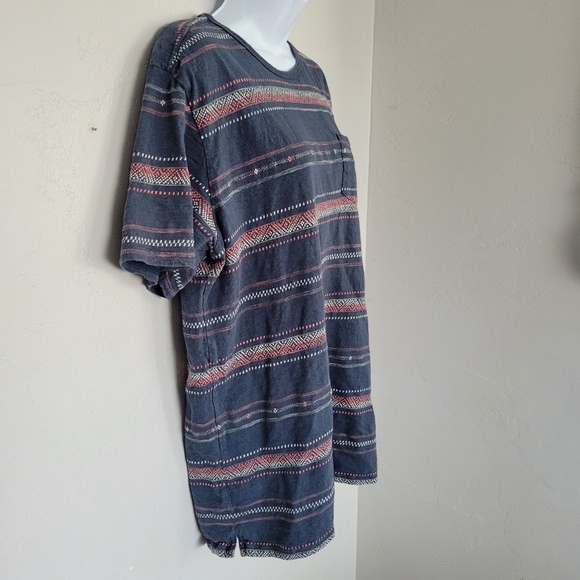 The Roark Revival Women's XL Short Sleeve T-shirt Dark Blue Pink White Pattern - Picture 5 of 8